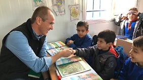 Mit Unicef-Hilfe soll Kindern auch wieder der Schulbesuch ermöglicht werden.