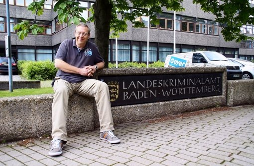 Kriminalhauptkommissar Stefan Middendorf warnt davor, dass Kinder nicht zu früh in soziale Netzwerke eintreten sollten. Foto: Leonie Hemminger